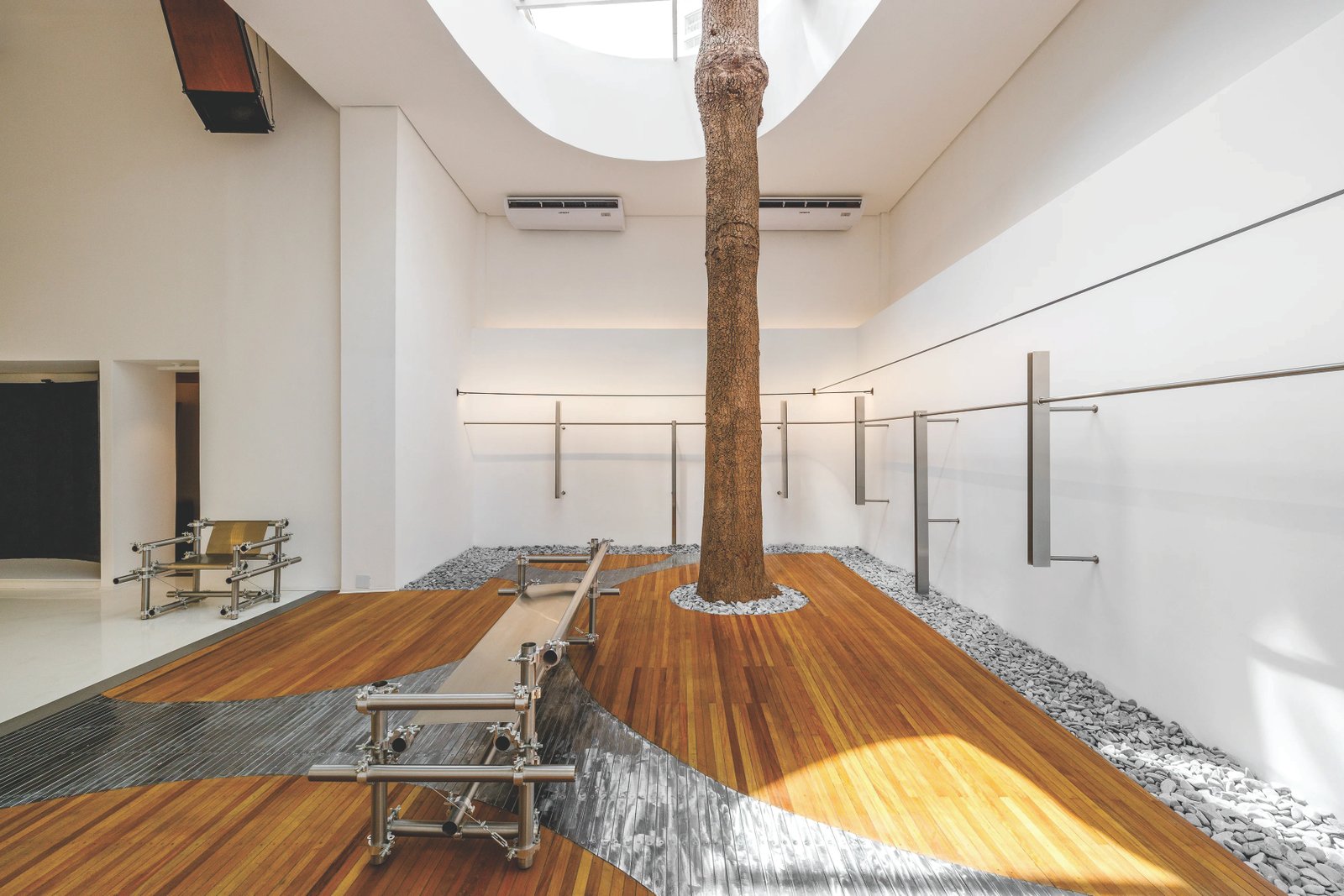 Projeto Flagship Store PACE - Pace Flagship Arquitetura Mobiliario Interiores Ambientacao Loja Pdv Design Exposicao Vm Minimundi  (5)